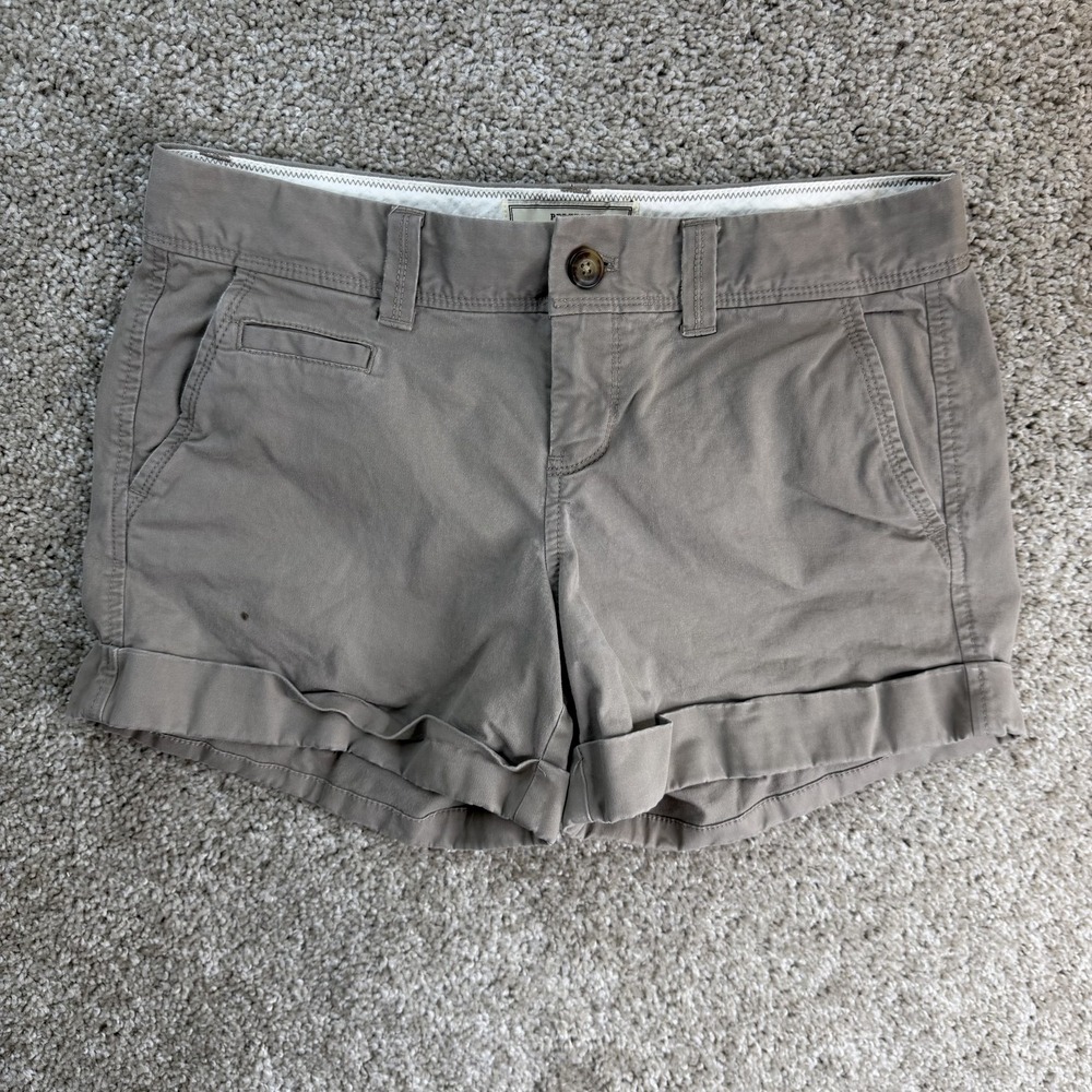 Y2K Old Navy Chino Shorts Womens 2 Beige Low Rise Favorite Khakis 5" Casual